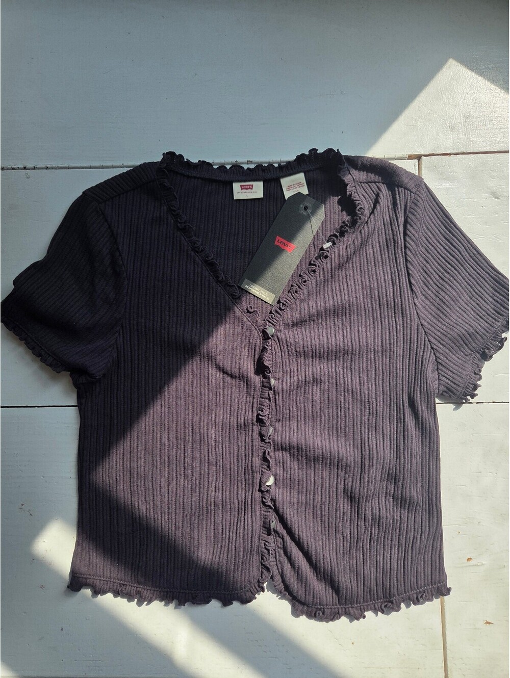 Levi's Women's Ribbed V-Neck Button-Up Shirt, Size Large, Black